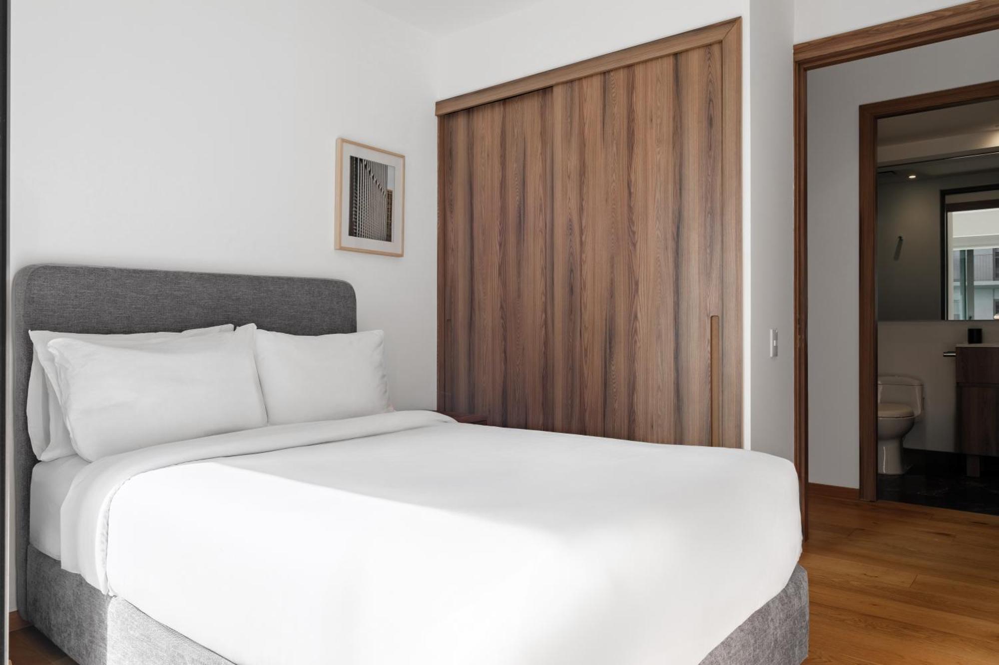 Lumina At Taman Condesa Apartment Mexico City Room photo